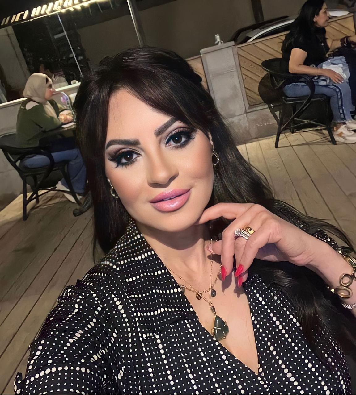 إيمان ناجي حديث مواقع التواصل الاجتماعي بسبب