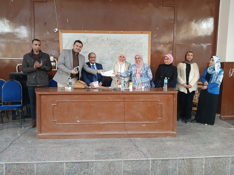 "ريادة الأعمال والاستراتيجيات الفعاله للعمل الحر" ملتقي توعوي بجامعة بني سويف