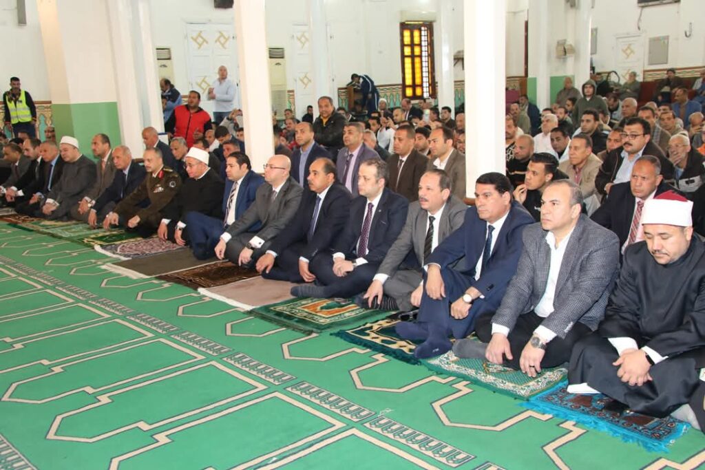 صلاة الجمعة التي نقلها التليفزيون المصري من مسجد عمر بن عبد العزيز بمناسبة عيد بني سويف القومي