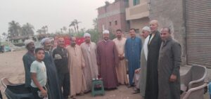 واعظ بالأزهر الشريف يتخذ من أحد المقاهي ببني سويف منبراً لتعلم المترددين عليه صحيح الدين
