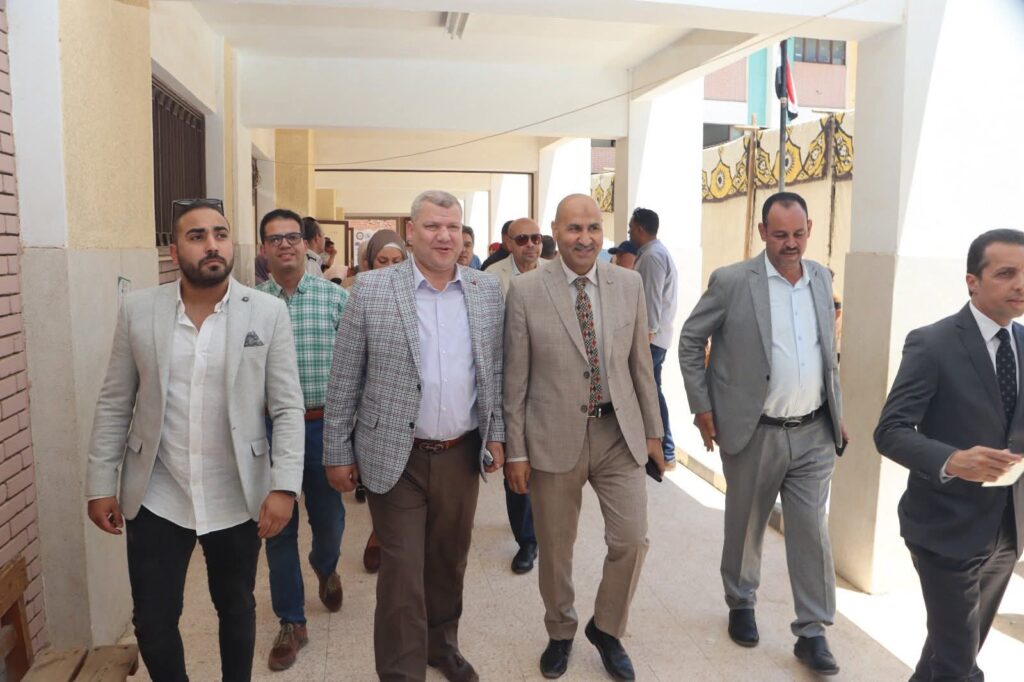سكرتير مساعد بني سويف يحضر فعاليات مبادرة "مصر في عيونا" لمكافحة مسببات العمى وضعف الإبصار