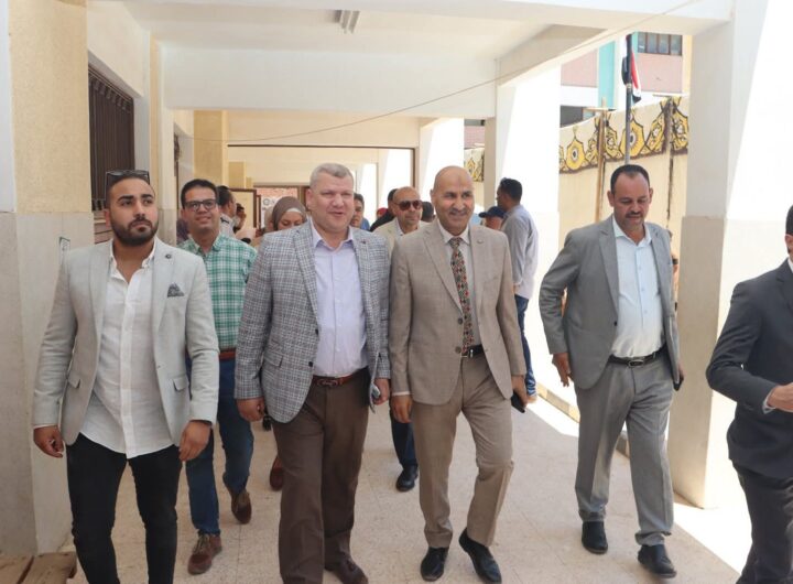 سكرتير مساعد بني سويف يحضر فعاليات مبادرة "مصر في عيونا" لمكافحة مسببات العمى وضعف الإبصار