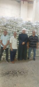 2000 شنطة سلع غذائية مهداه من الأوقاف للأسر الأولى بالرعاية في بني سويف 