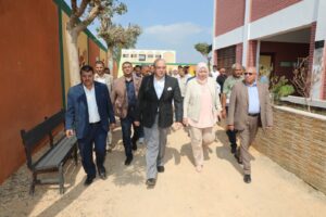 في زيارته لمركز ببا : محافظ بني سويف يتابع جاهزية المدارس استعداداً للعام الدراسي الجديد 