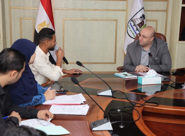 تعرف على تكليفات وتوجيهات محافظ بني سويف في اللقاء الأسبوعي بالمواطنين 