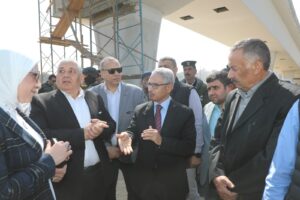 محافظ بني سويف يتابع مُستجدات المرحلة الأولى من مشروع كوبري الشاملة 