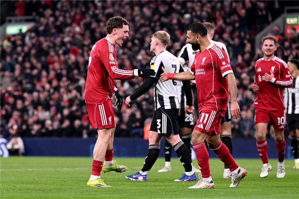 ليفربول يكتسح نيوكاسل برباعية
