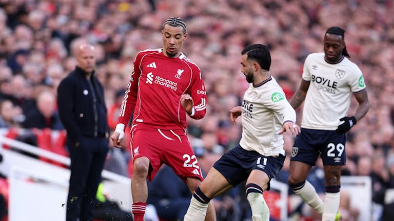 ليفربول يمطر شباك وست هام بخماسيه في الدوري الانجليزي