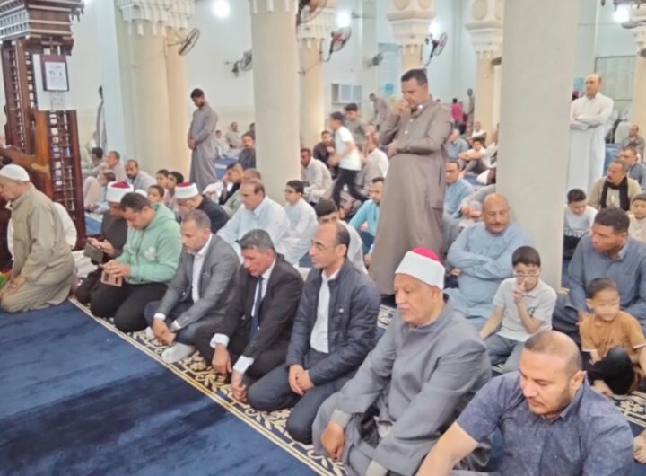افتتاح مسجد "إبراهيم أدهم" بقرية أشمنت شمال بني سويف 