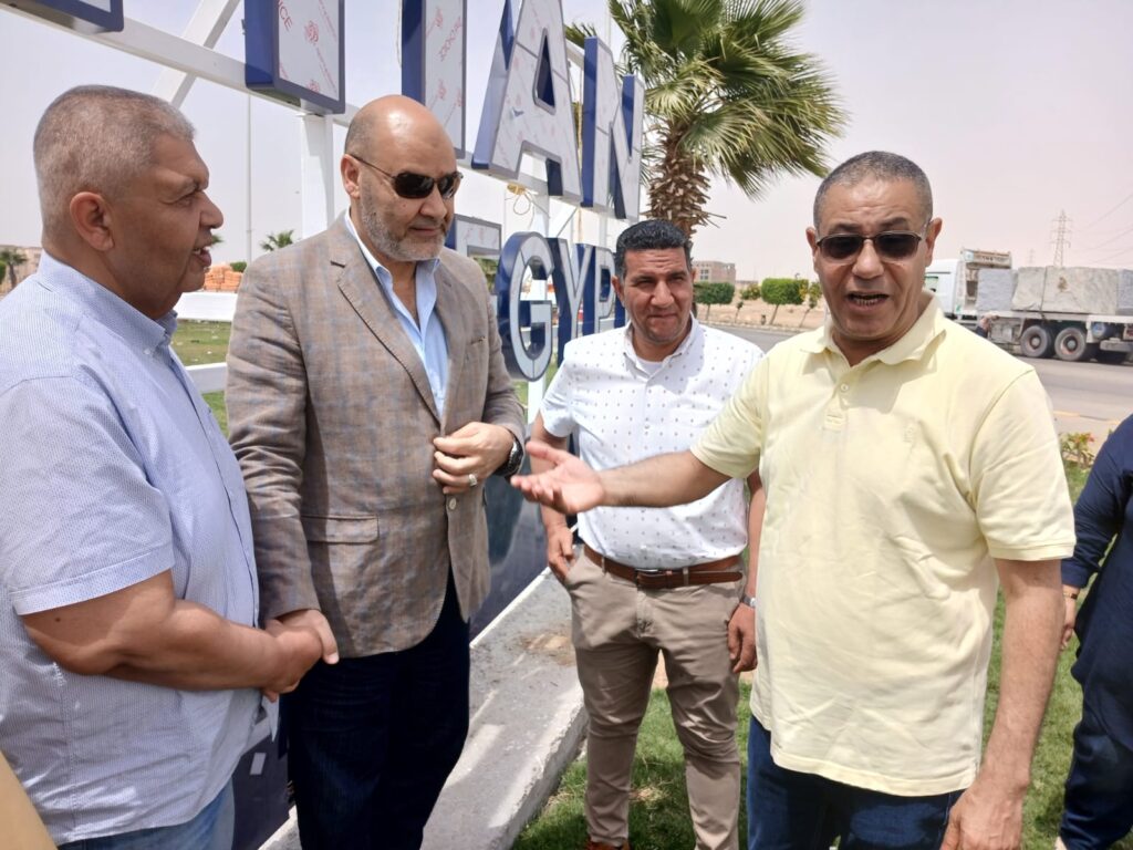 رئيس جهاز مدينة بني سويف الجديدة يلتقي أعضاء مجلس الأمناء لمناقشه الخدمات المقدمه للسكان 