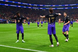 برشلونة يسحق جالطة سراي برباعية في دوري أبطال أوروبا